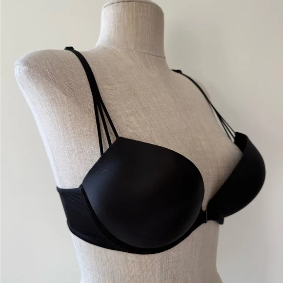 Victoria's Secret Bombshell Plunge Criss Cross Back Bra in Black - Picture 4 of 8